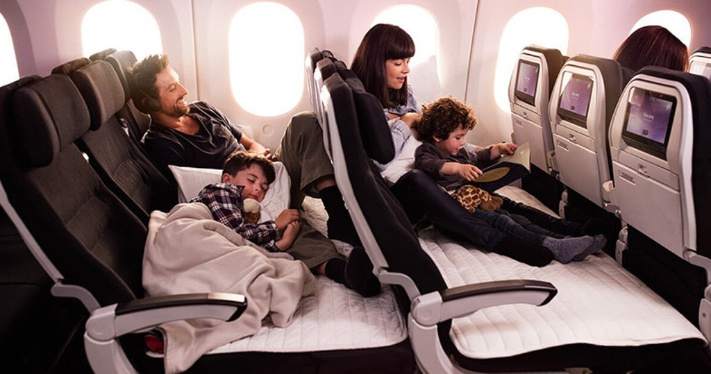 Best Kid-friendly Airlines that fly from USA to India